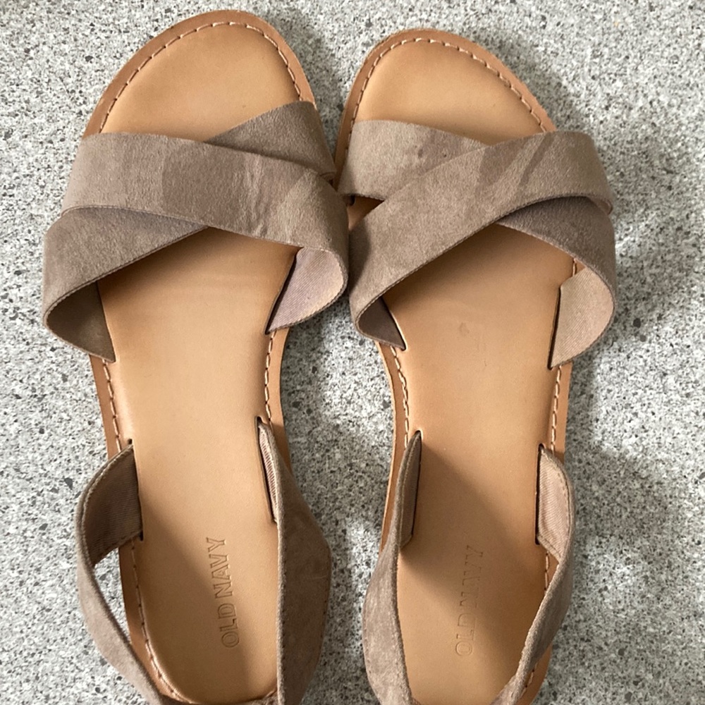 Old Navy taupe suede 1” fabric lace-up cross cross sandals. Man made.